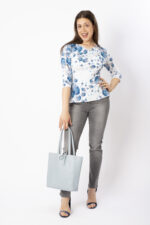 Shirt LIZ mit Exklusivdruck BlueFlakes, mit Hose und Shopper